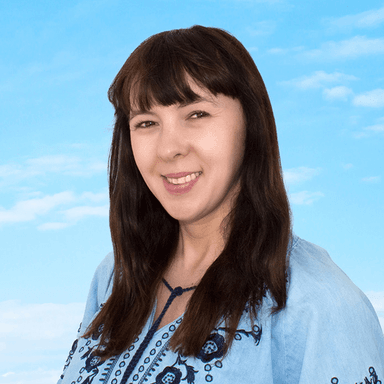 Анна Пахольчук - вчитель музики, вокалу, організатор свят